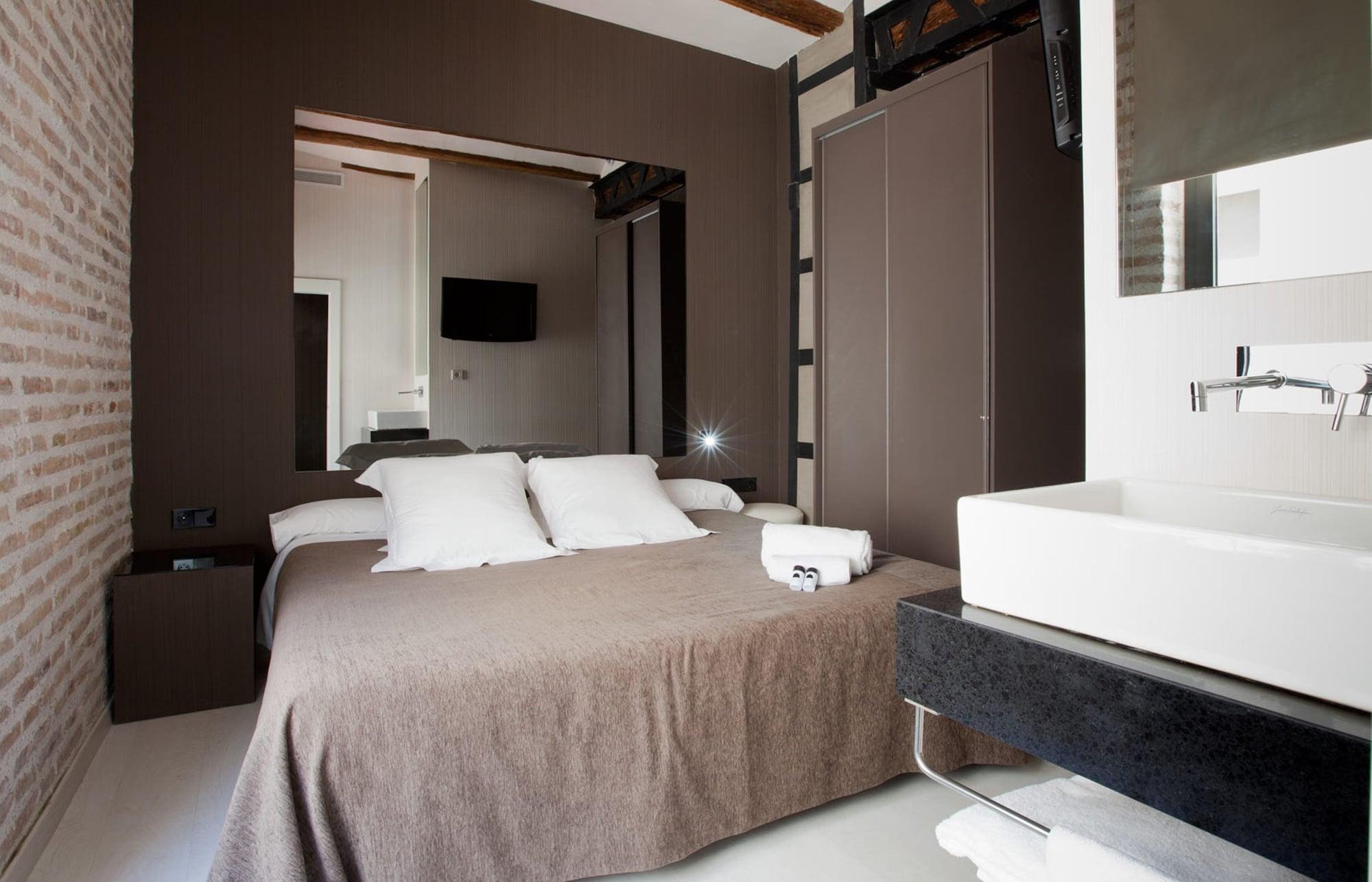 Cosy Rooms Embajador บาเลนเซีย ภายนอก รูปภาพ