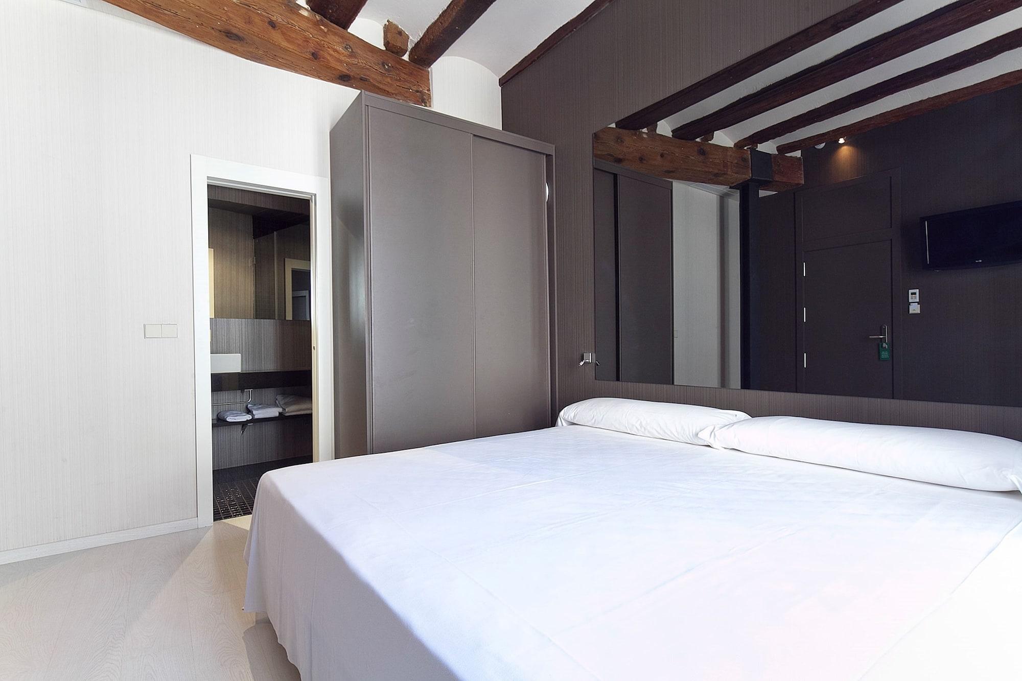 Cosy Rooms Embajador บาเลนเซีย ภายนอก รูปภาพ